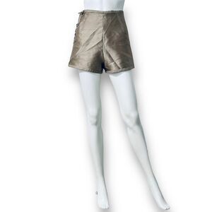 Chloé Metallic Silk High-Rise Lace-Up Shorts Gris Vert EU 36 US 5 Quiet Luxury